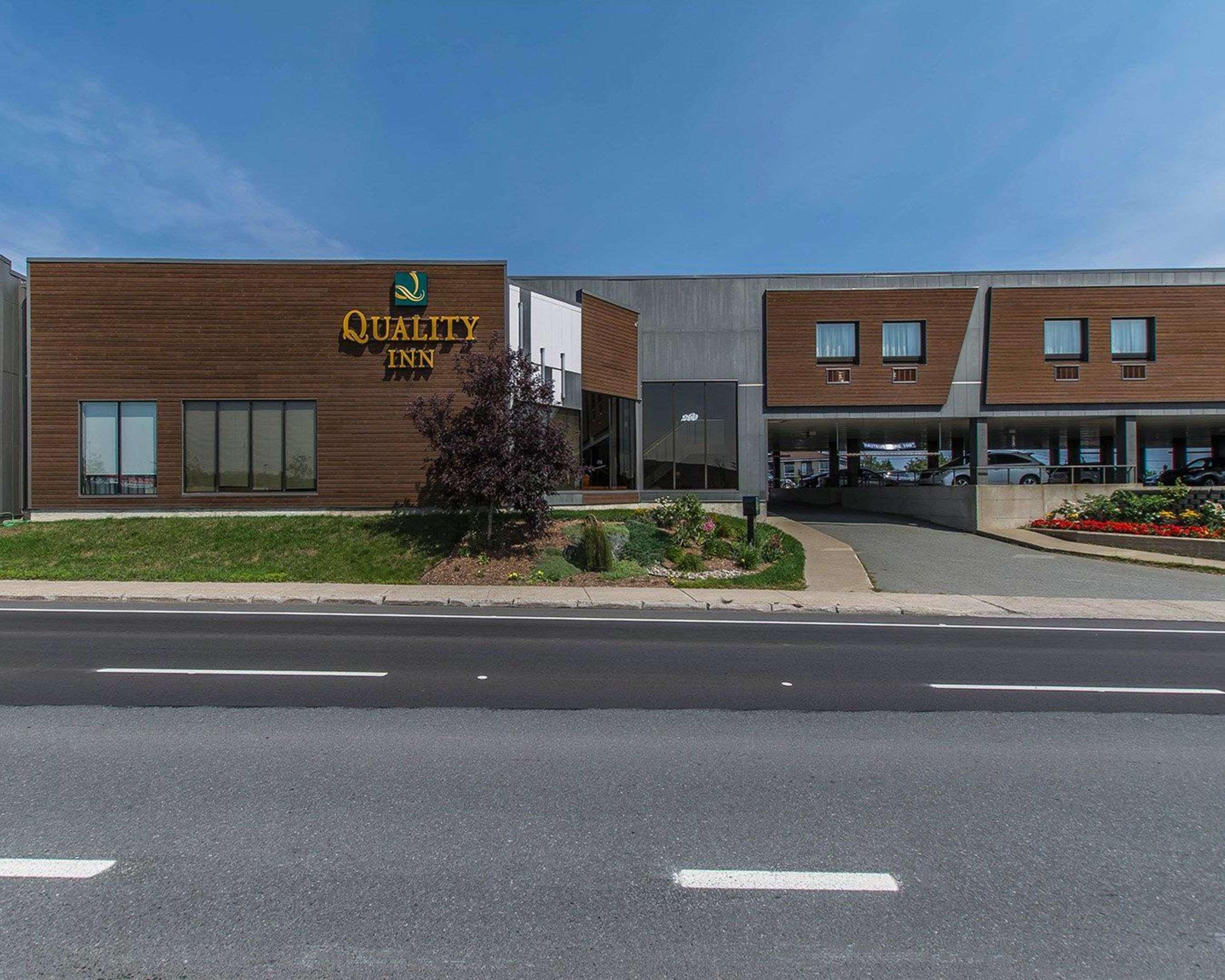 Quality Inn Rouyn-Noranda Eksteriør billede