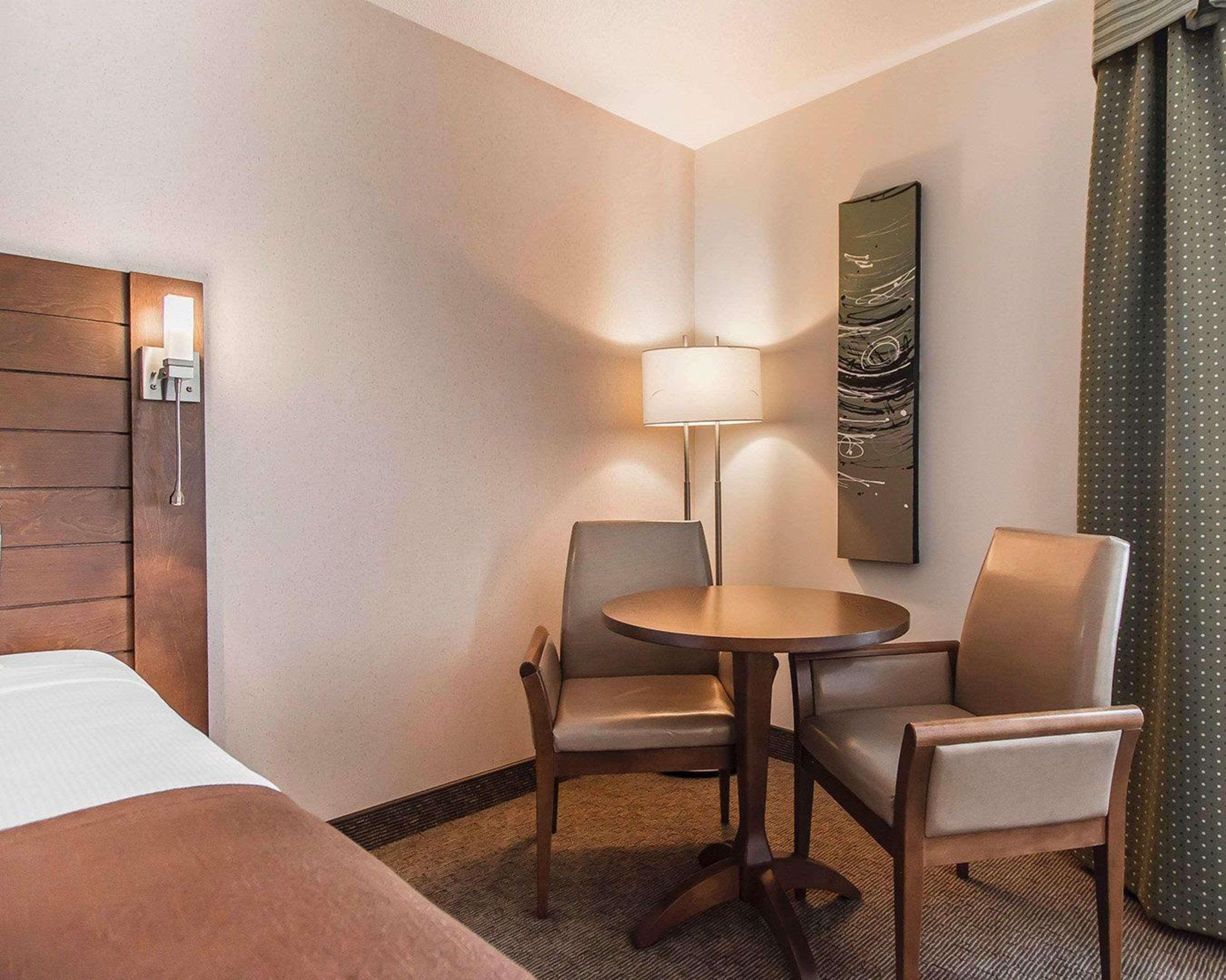 Quality Inn Rouyn-Noranda Eksteriør billede