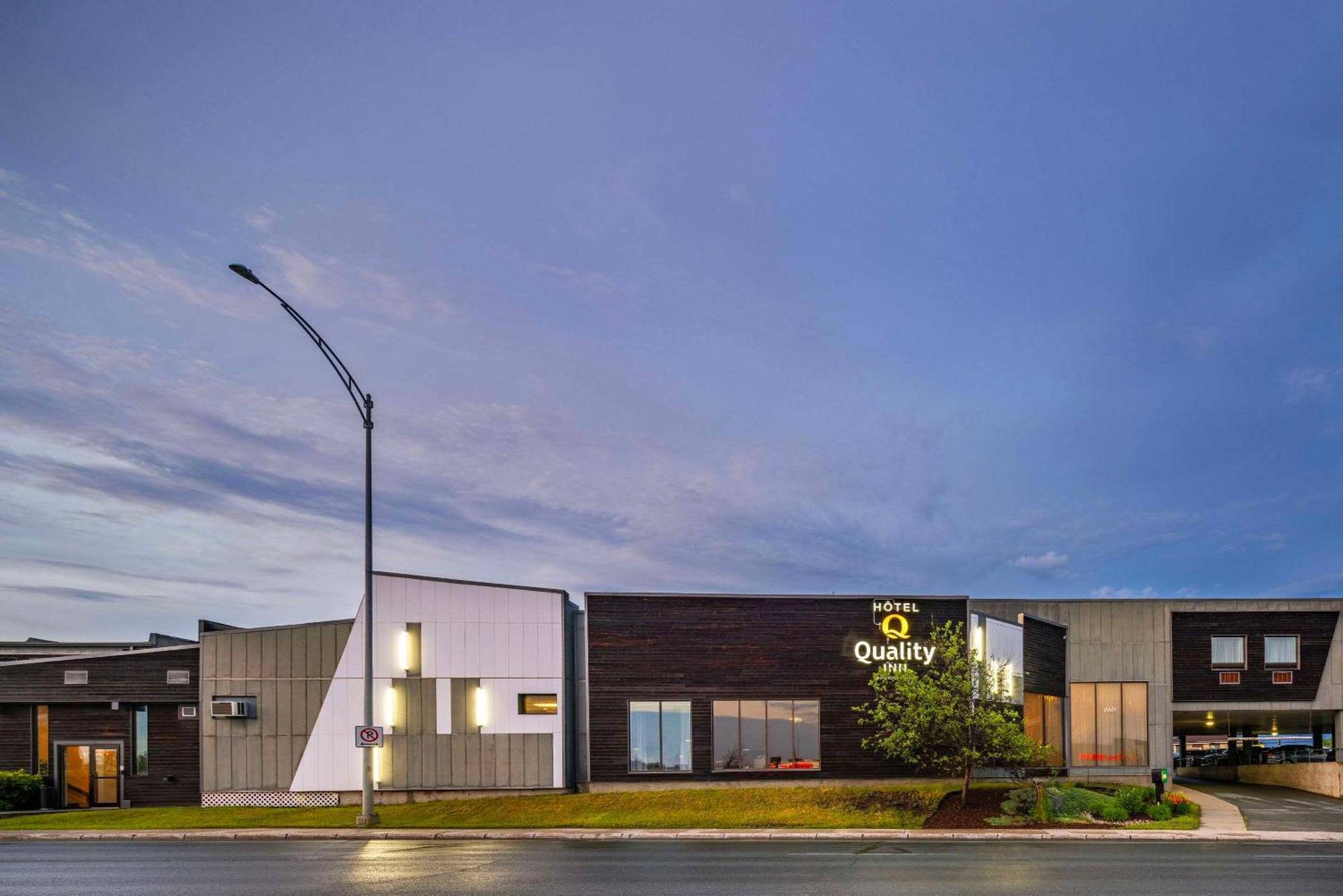 Quality Inn Rouyn-Noranda Eksteriør billede